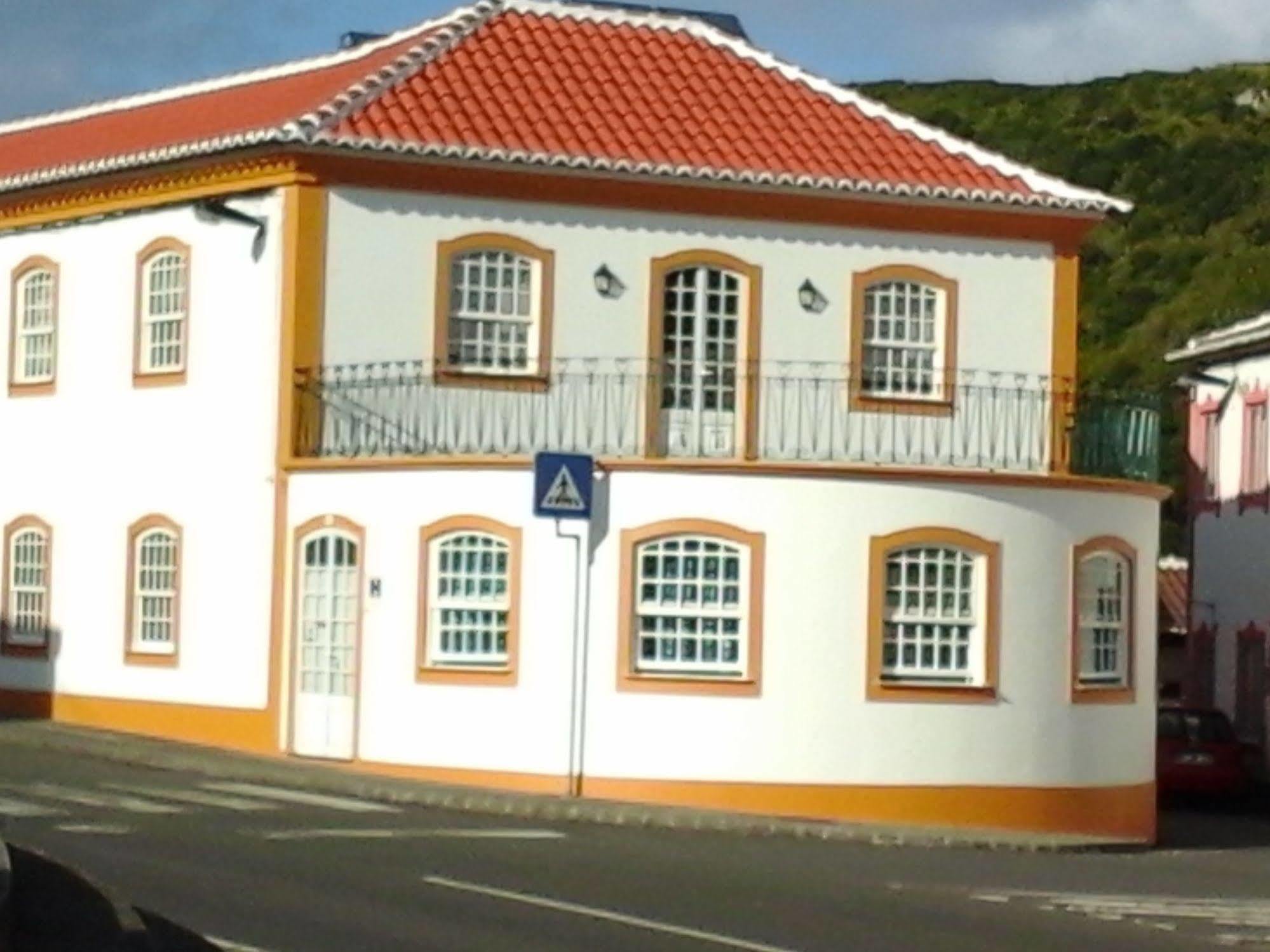 Hotel Branco I Praia da Vitoria Bagian luar foto